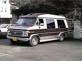 chevy van.jpg (17594 bytes)